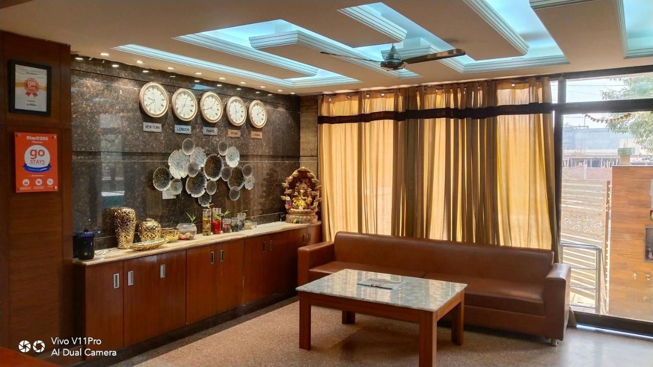 Stay @ 203 Noida Exterior foto